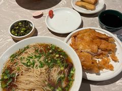 -松鹤面馆·古法焖肉面(观前店)