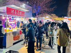 -南湖公园地摊集市