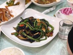 茄角之恋-六和聚传统烤鸭.天津菜(和平店)
