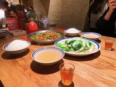 -泥糊破店小酒馆·团建聚餐(南京西路店)