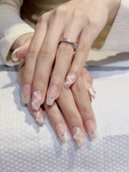 -桃色美甲沙龙