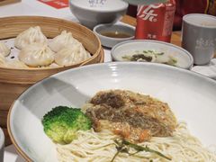 -馋三尺蟹粉小笼(人民广场店)