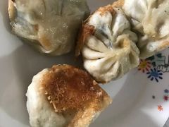 -依云煎包店