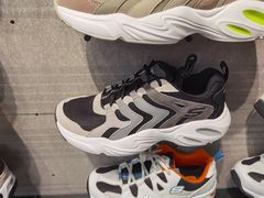 -宁波杉井奥特莱斯广场