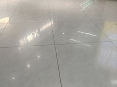 -肥肥虾庄·金牌油焖大虾(汉口城市广场店)
