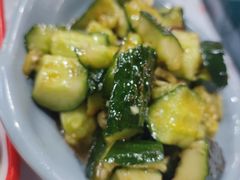 刀拍黄瓜-虎虎龙虾大排档(双井店)