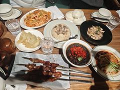 -贯贯吉·清真餐厅(浙江中路店)