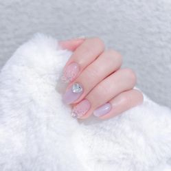 -悦指间美甲美睫