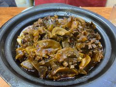 牛筋烧开花鸭胗-八张桌子(老店)