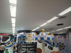 -孩子王童乐园(西安盛龙店)