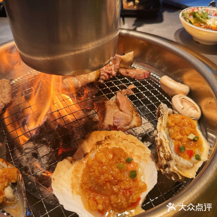 爱吃肉肉的朋友，这家不限量吃到扶墙出去！
