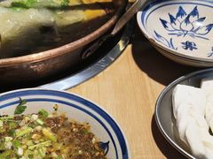 -洱火云南酸菜牛肉火锅(石景山当代商城店)