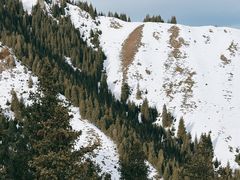 -丝绸之路山地度假区滑雪场