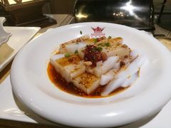 -丝路天山酒店(国际大巴扎店)