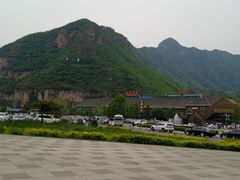 -百里峡七彩艺术小镇