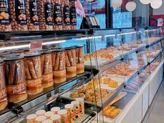 面包甜点陈列柜-金凤成祥(草桥店)