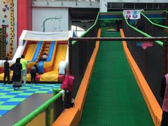 -蒙特利亲子乐园