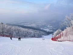 -中旅松花湖滑雪场