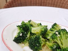 蒜蓉西兰花-夏朵餐厅(丁香店)