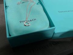 -Tiffany & Co.蒂芙尼
(广州太古汇店)