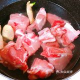 香气满溢又没有腥味的润肺汤品萝卜小排汤