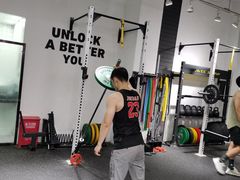 -汗水空间私教健身连锁(SM广场店)