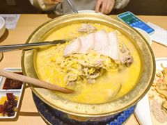 -关东小磨东北菜(上海长风大悦城店)