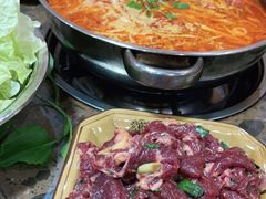 -黄利砖万峰林布依特色酸笋牛肉馆