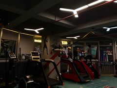 -KingBull私教健身&格斗订制(龙井商业中心店)