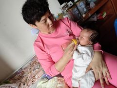 -爱的果实月嫂育婴师(世纪东方店)