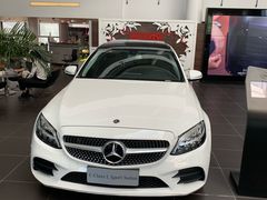 -奔驰北京极光星徽(四元桥店)