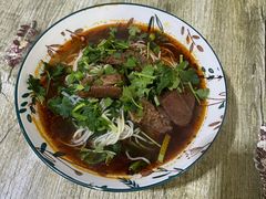 -沉香牛肉面