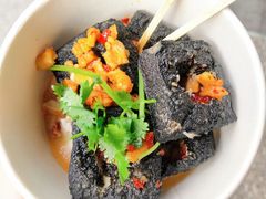 -黑色经典臭豆腐·湖南特产(步行街店)