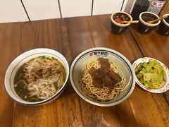 -矮子粉店1985·长沙米粉(湘春路店)