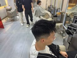 -YOUNG漾沙龙