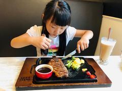 -必胜客(证大大拇指店)