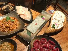 -老牌坊云南鱼豆花火锅(爱建店)