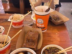 -八一好吃街·高品美食广场