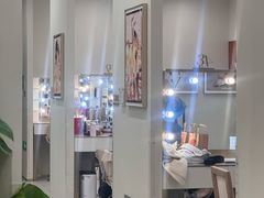 -HIMO海马体照相馆(上海华润CP静安店)