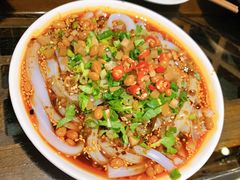 大胡子凉粉-张大胡子鱼头火锅酒楼(长益路店)
