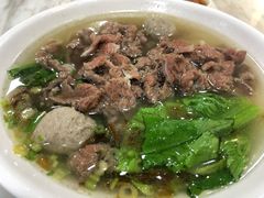 牛丸粿条汤-抖牛白塔牛肉粿条汤(水围店)