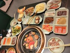 -梨花甄选自助烤肉(小寨原力场店)