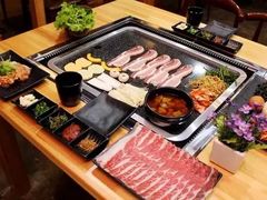 -小黑猪石板烤肉(美食街店)