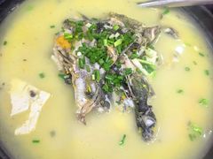 -记忆湘菜馆(芙蓉镇店)