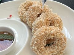 炸虾饼配泰国梅子酱-帕蓝·暹罗料理(大学路店)