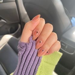 -Pink You美甲洗眉纹绣定制中心