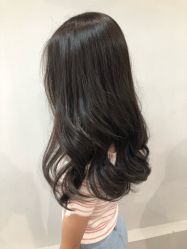 -苏豪路易士·嘉玛发廊