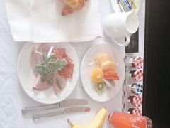 -上海静安昆仑大酒店