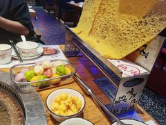 -山河屯铁锅炖·非遗东北菜(南山店)