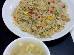 扬州炒饭-芬芳甜品(东风西路店)